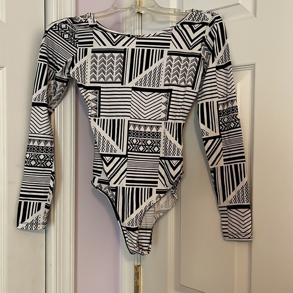 FOREVER 21 Leotard one piece boat neck long sleeve fashion piece - Size S